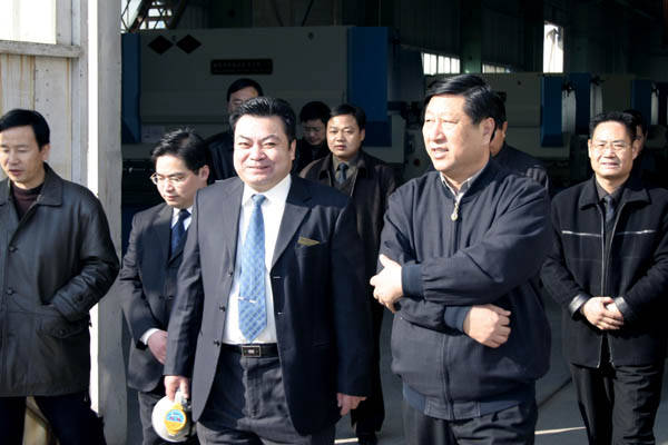 全國人大副委員長(zhǎng)張平視察中德機(jī)床