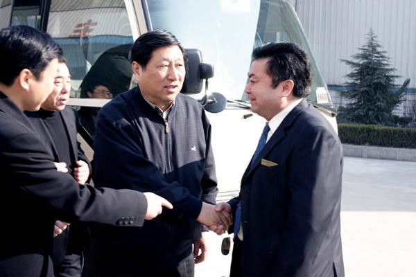 全國人大副委員長(zhǎng)張平來我公司調(diào)研